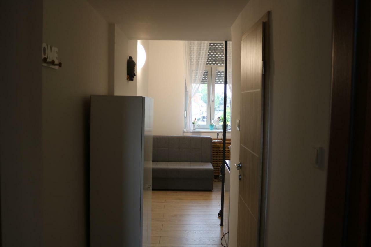 Apartment F6 Osijek Bagian luar foto